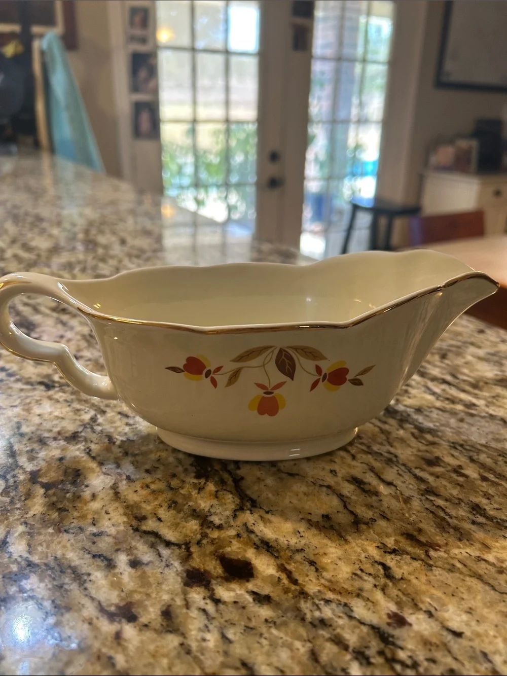 Vintage Hall Jewel Tea Autumn Leaf 